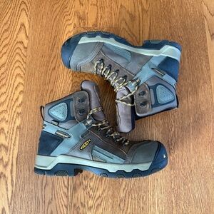 KEEN Utility Davenport Mid Waterproof Composite Toe Work Boots for Men - 8.5M